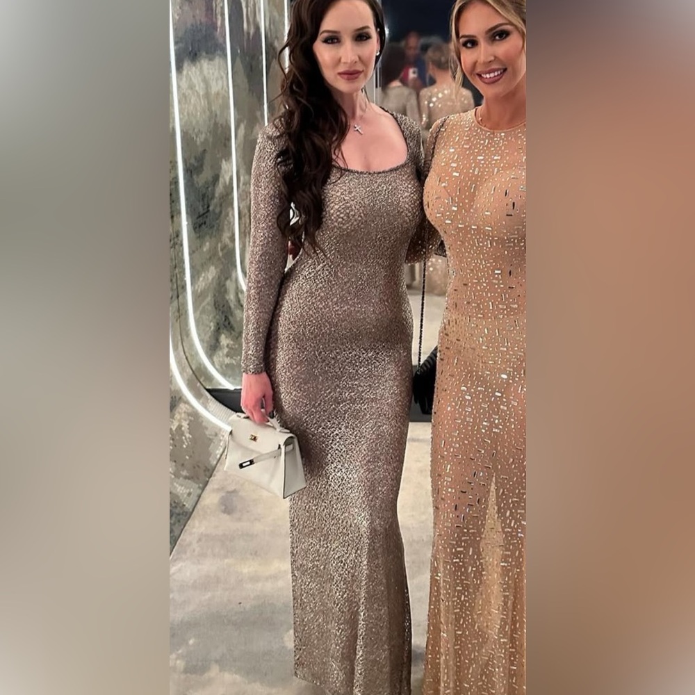 NEKTARIA - Elegant Metallic Long Sleeve Dress